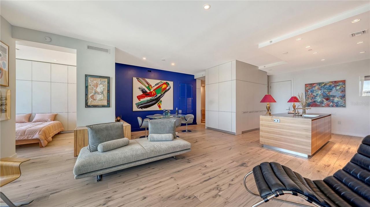 111 S Pineapple Avenue, Unit 1103, Sarasota, FL 34236 Photo