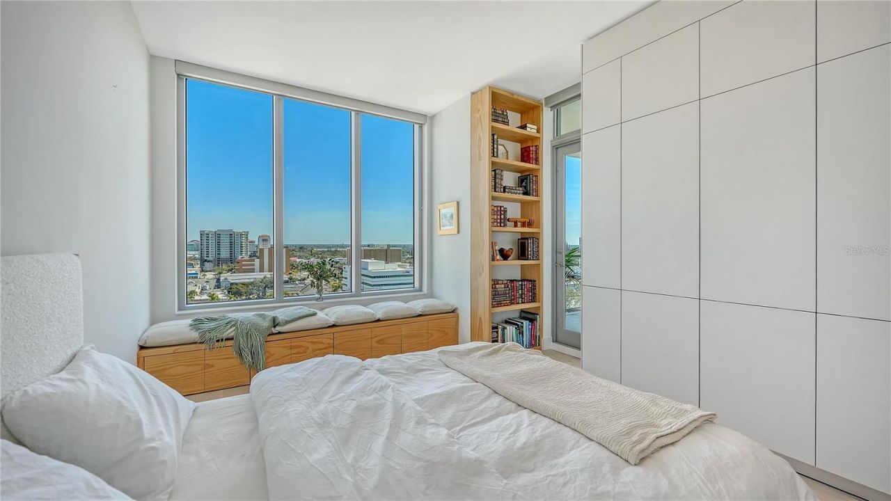 111 S Pineapple Avenue, Unit 1103, Sarasota, FL 34236 Photo