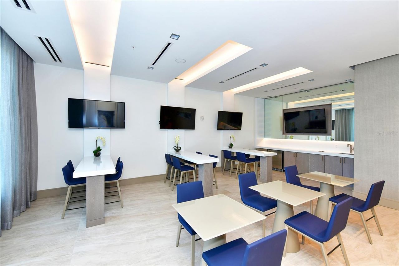 111 S Pineapple Avenue, Unit 1103, Sarasota, FL 34236 Photo