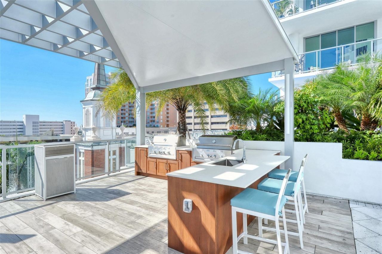 111 S Pineapple Avenue, Unit 1103, Sarasota, FL 34236 Photo