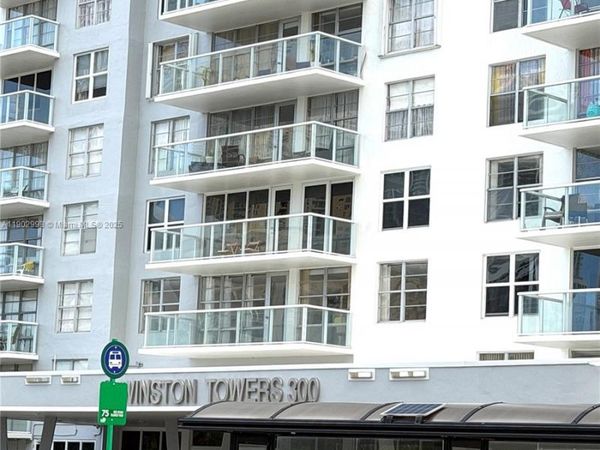 230 174th St, Unit 409, Sunny Isles Beach, FL 33160