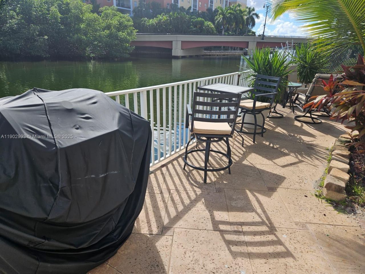 230 174th St, Unit 409, Sunny Isles Beach, FL 33160 Photo