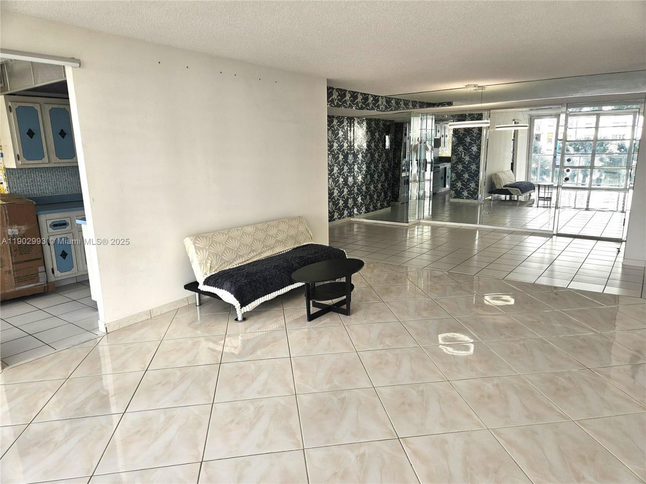 230 174th St, Unit 409, Sunny Isles Beach, FL 33160 Photo