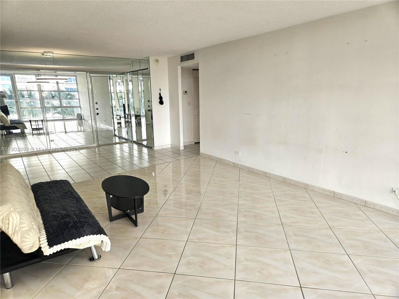 230 174th St, Unit 409, Sunny Isles Beach, FL 33160 Photo
