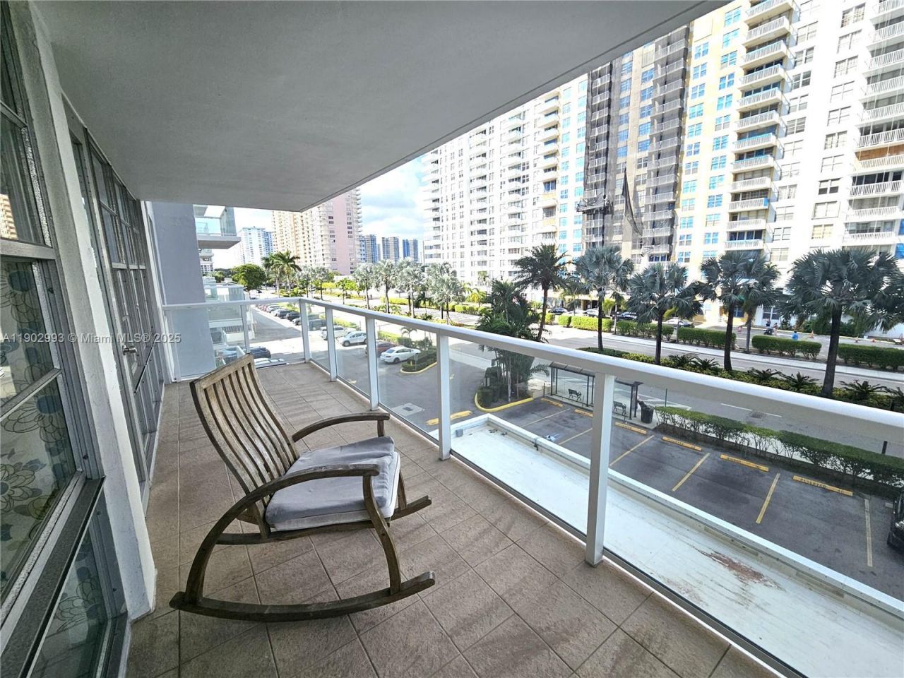 230 174th St, Unit 409, Sunny Isles Beach, FL 33160 Photo