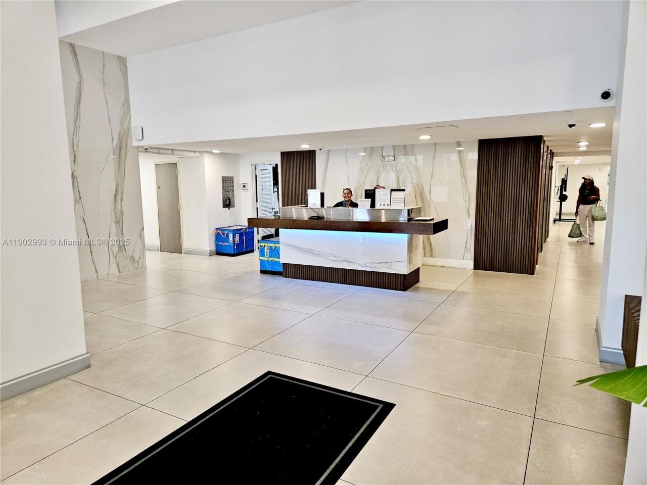 230 174th St, Unit 409, Sunny Isles Beach, FL 33160 Photo