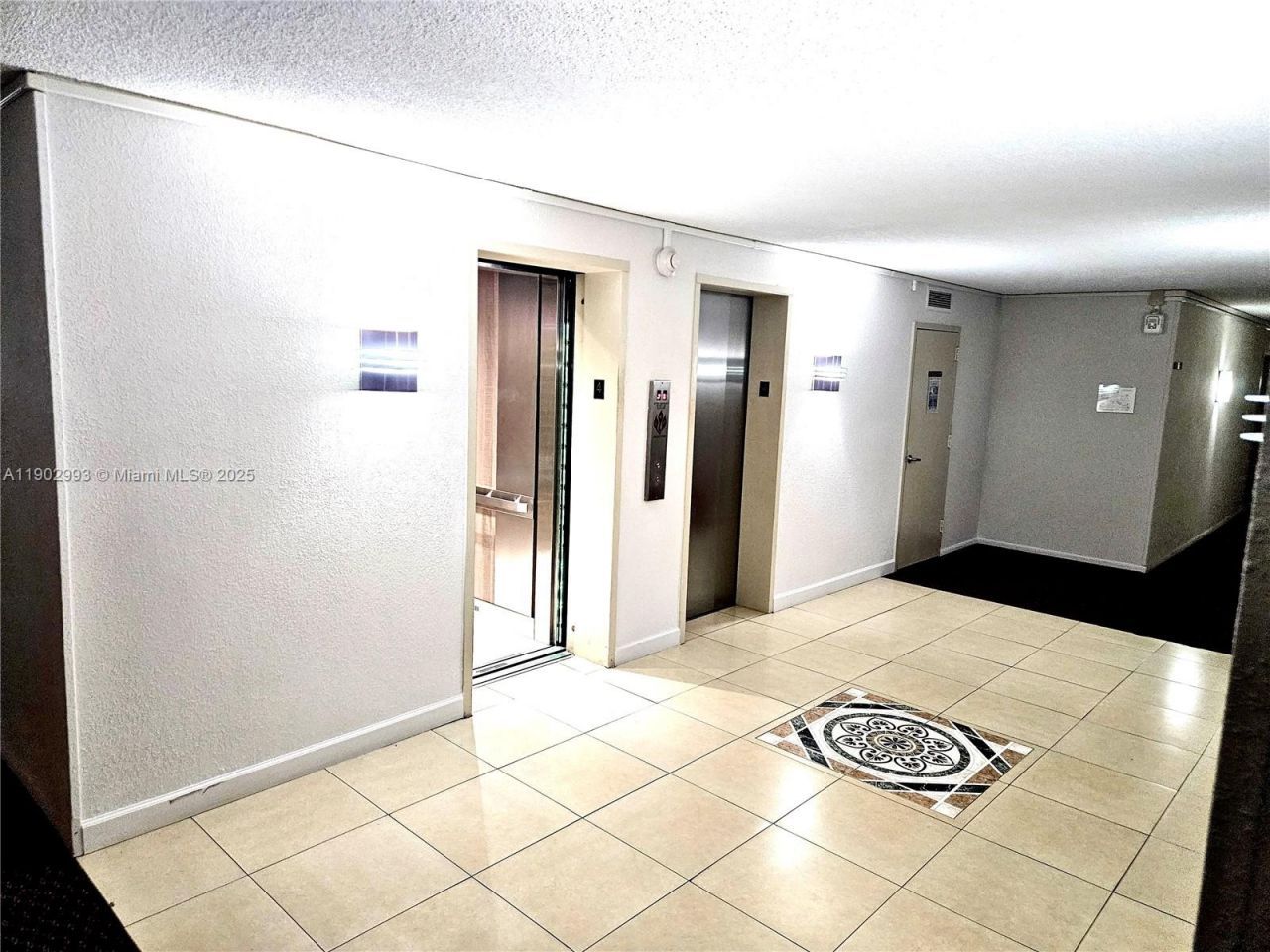 230 174th St, Unit 409, Sunny Isles Beach, FL 33160 Photo