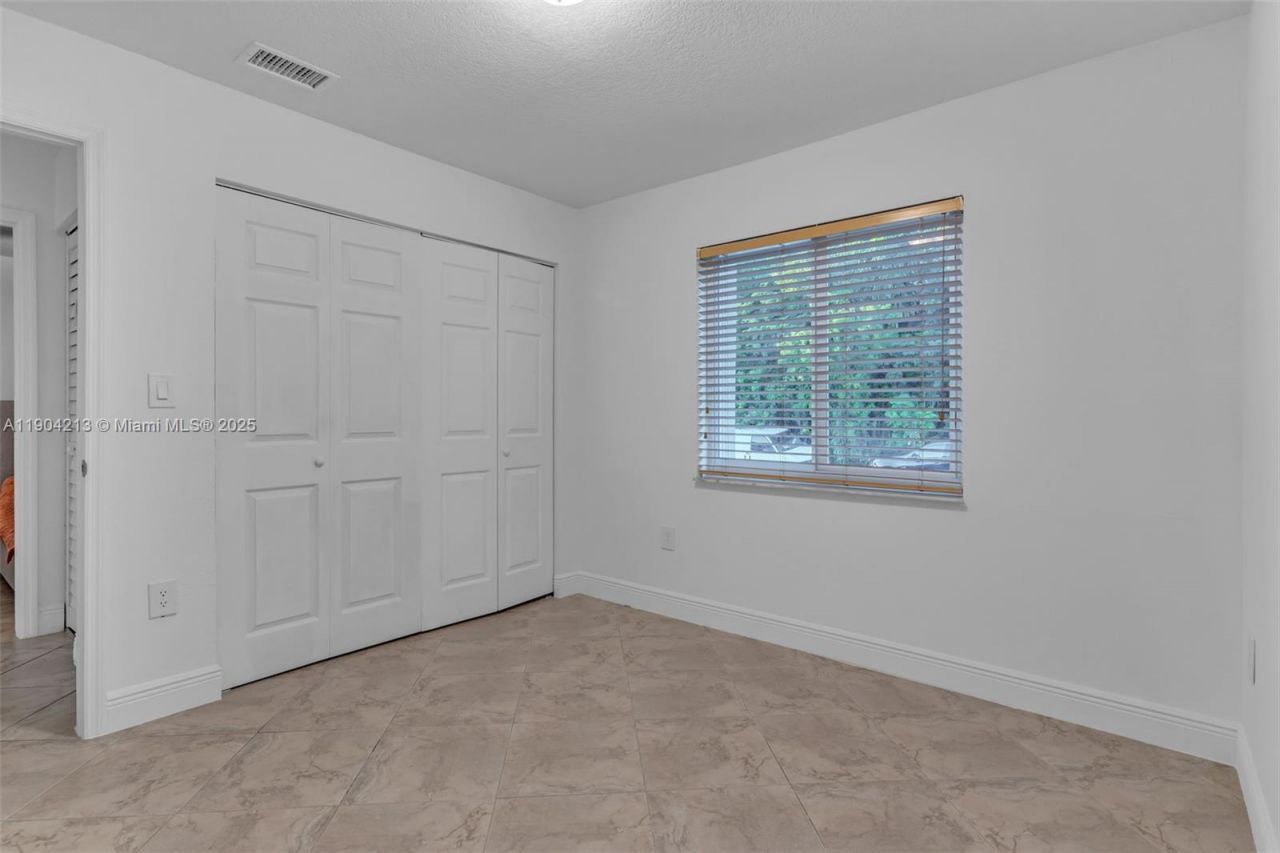 12006 SW 210th Ter, Miami, FL 33177 Photo