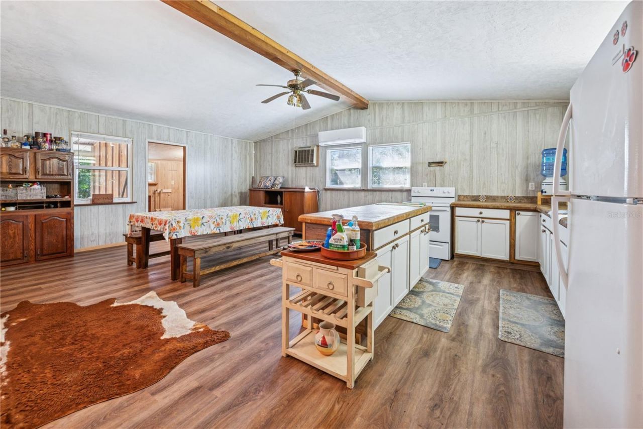 6550 SW 100th Court, Cedar Key, FL 32625 Photo