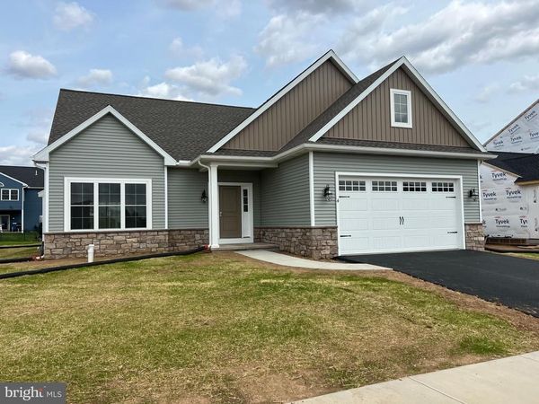 123 N. WEST VIEW DRIVE, ELIZABETHTOWN, PA 17022