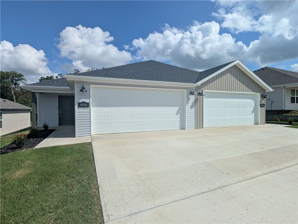 6404 & 6406 Kathleen Street, Bentonville, AR 72713 Main Photo