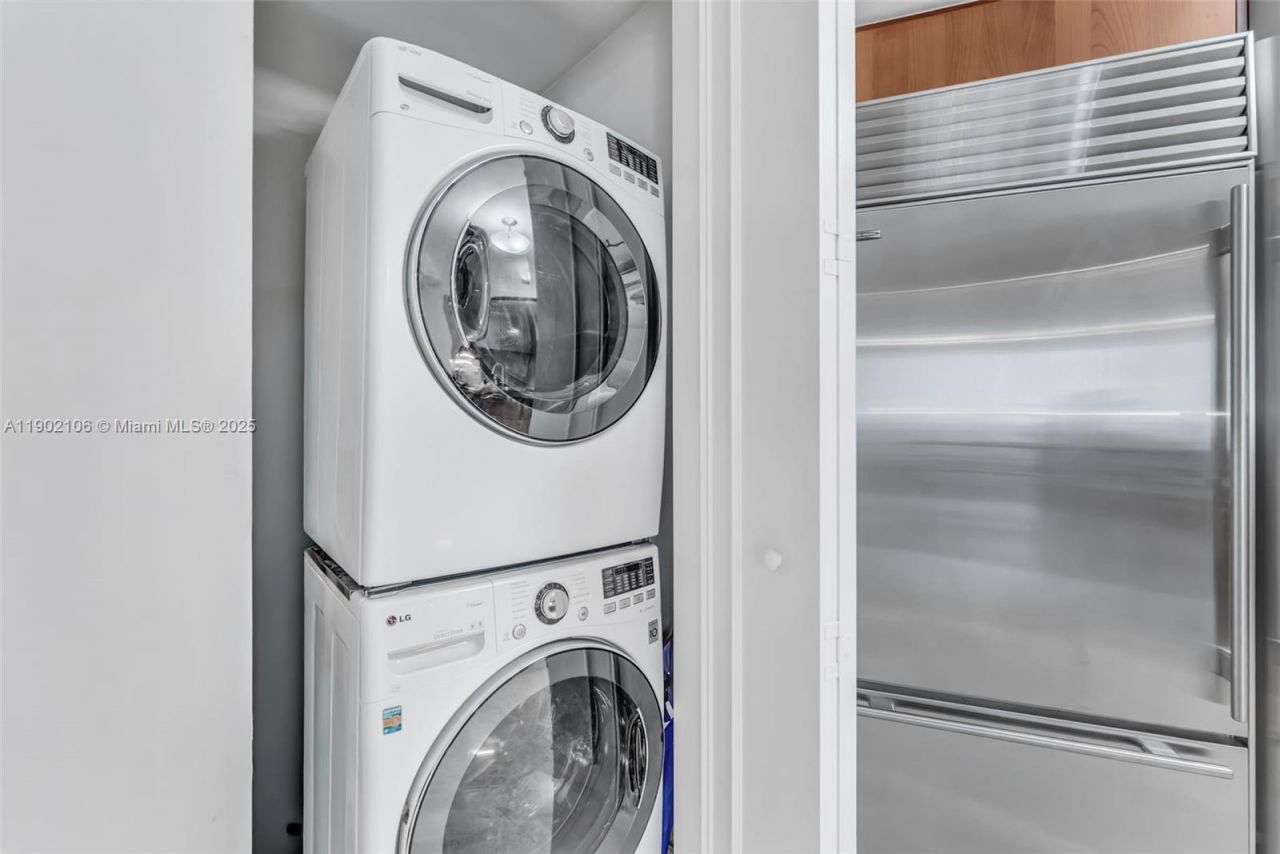 18101 Collins Ave, Unit 708, Sunny Isles Beach, FL 33160 Photo