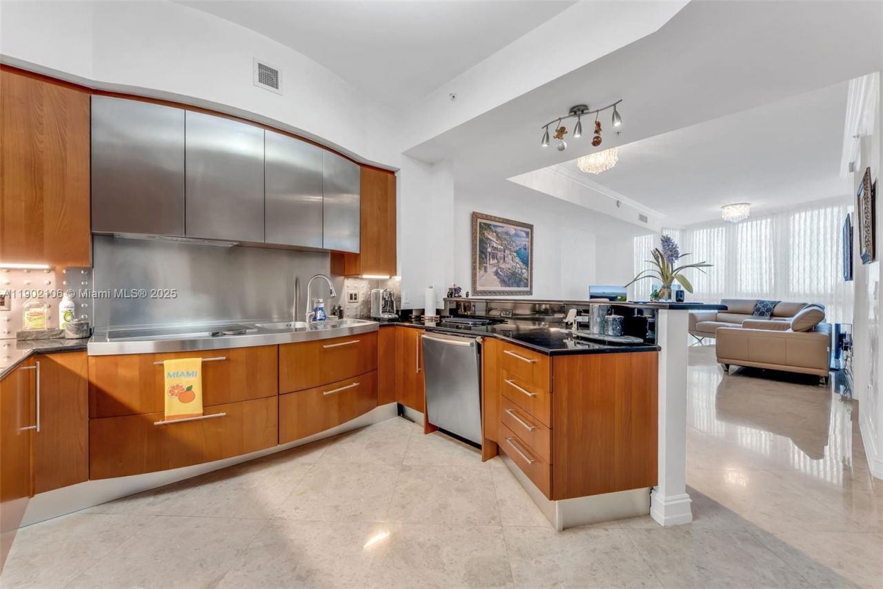 18101 Collins Ave, Unit 708, Sunny Isles Beach, FL 33160 Photo