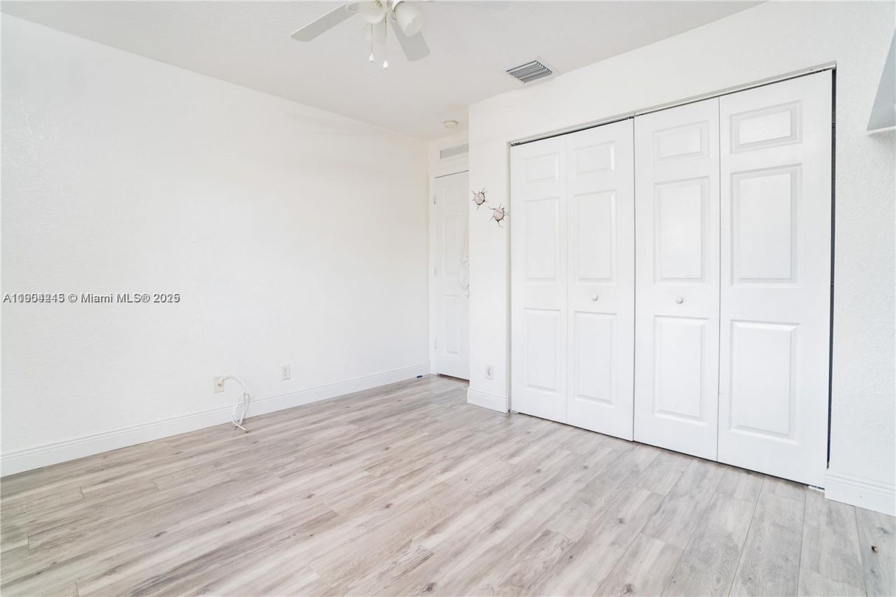 11425 NW 34th Pl, Unit n/a, Sunrise, FL 33323 Photo