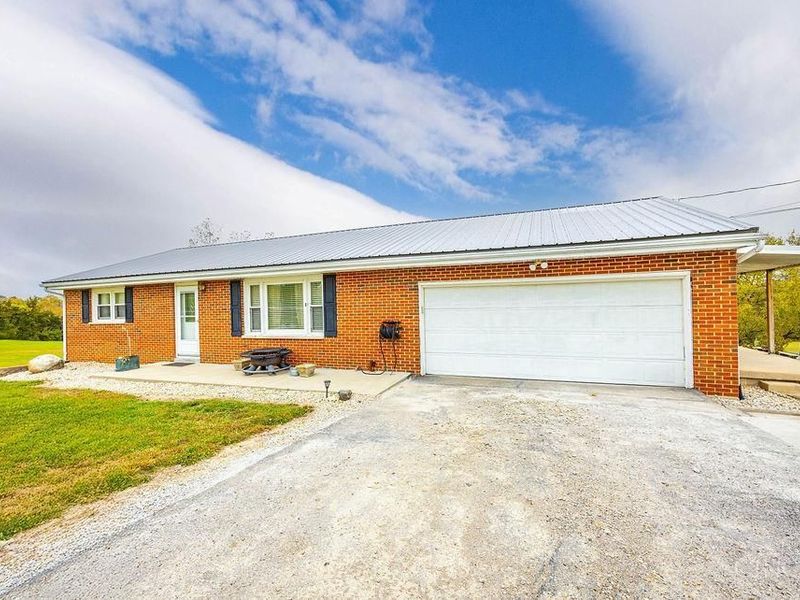 2464 Oxford Middletown Road, Milford Twp, OH 45013 Photo 2