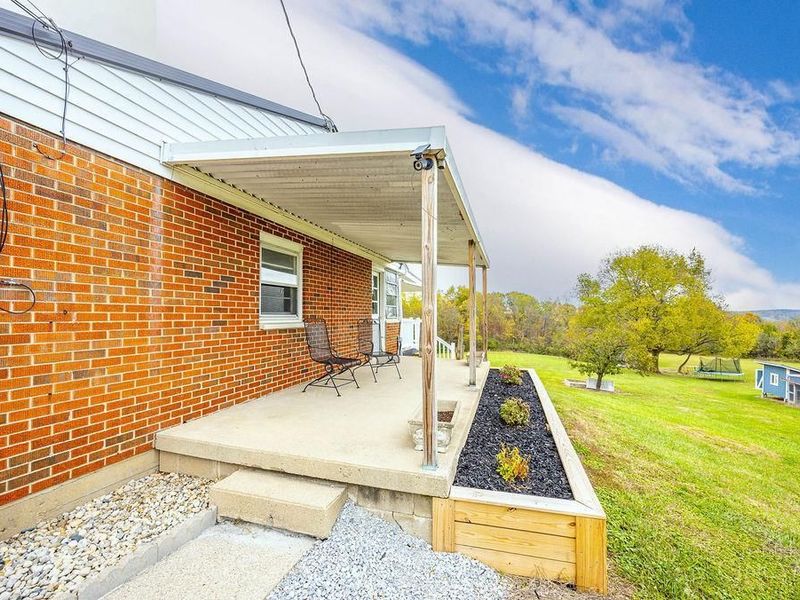 2464 Oxford Middletown Road, Milford Twp, OH 45013 Photo 4