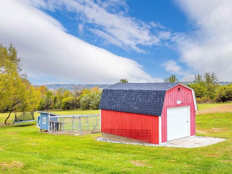 2464 Oxford Middletown Road, Milford Twp, OH 45013 Photo 5