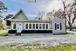 1103 Ellis Avenue photo 4