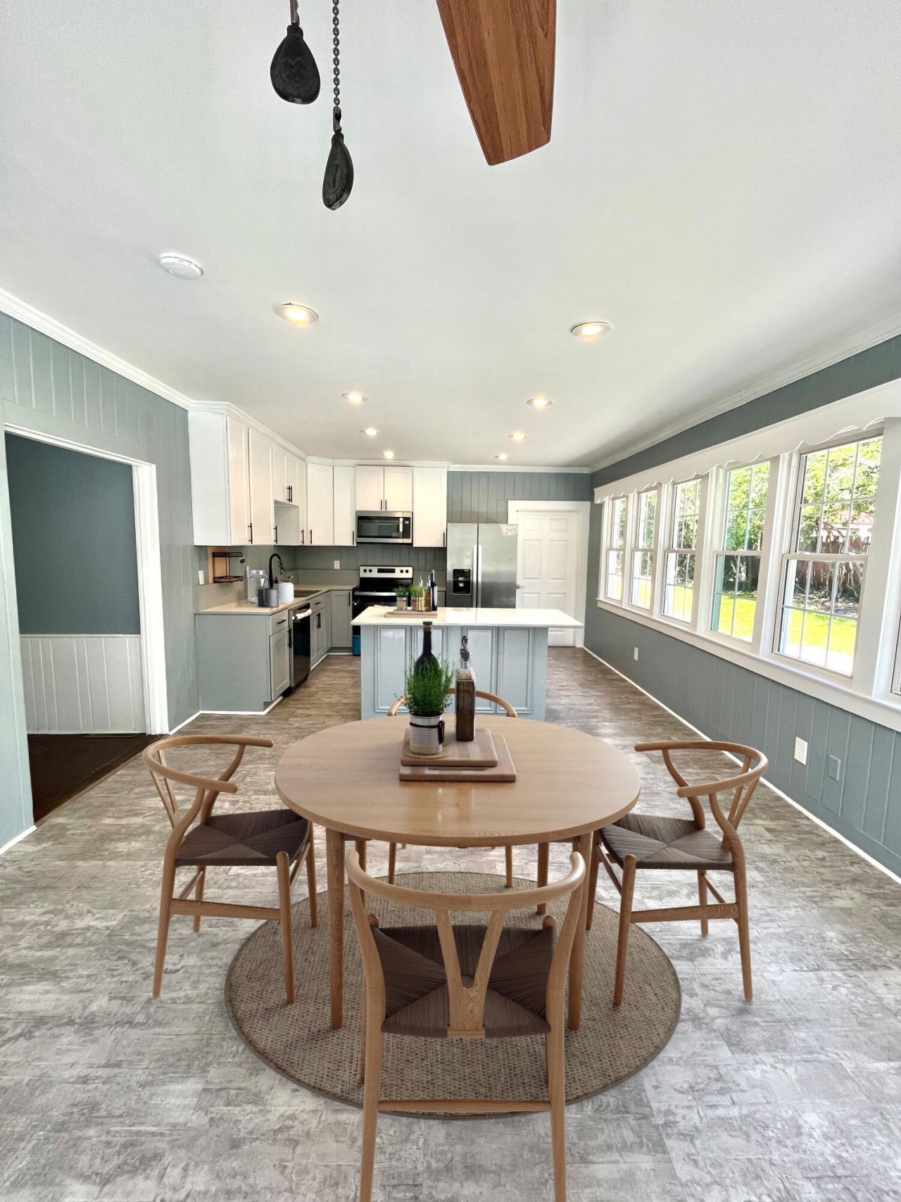 1103 Ellis Avenue Photo 8