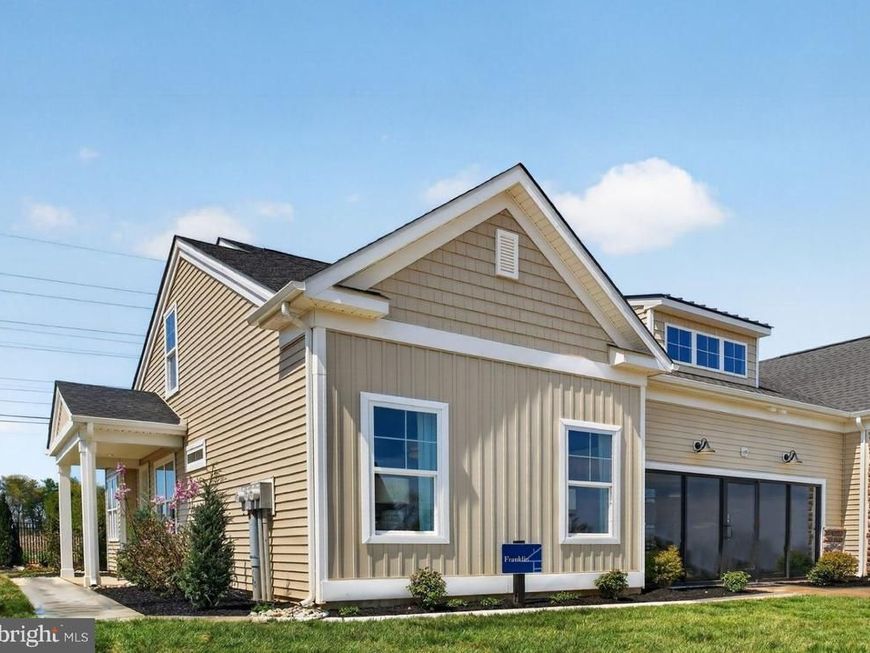 2 Grantarthur #franklin Court, Whitehall, PA 18052 Main Photo