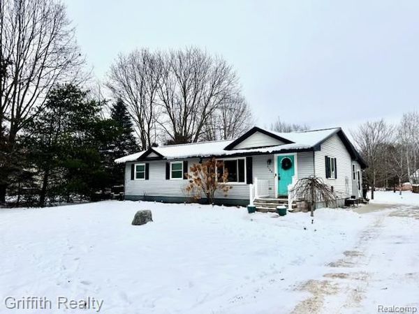 3148 Hogback Road, Handy Twp, MI 48836
