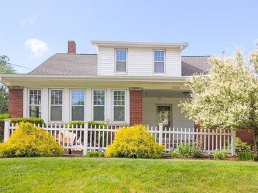 7003 Brecksville Road, Independence, OH 44131