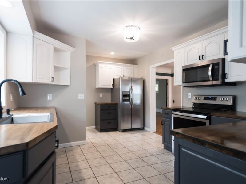 7003 Brecksville Road, Independence, OH 44131 Photo 19