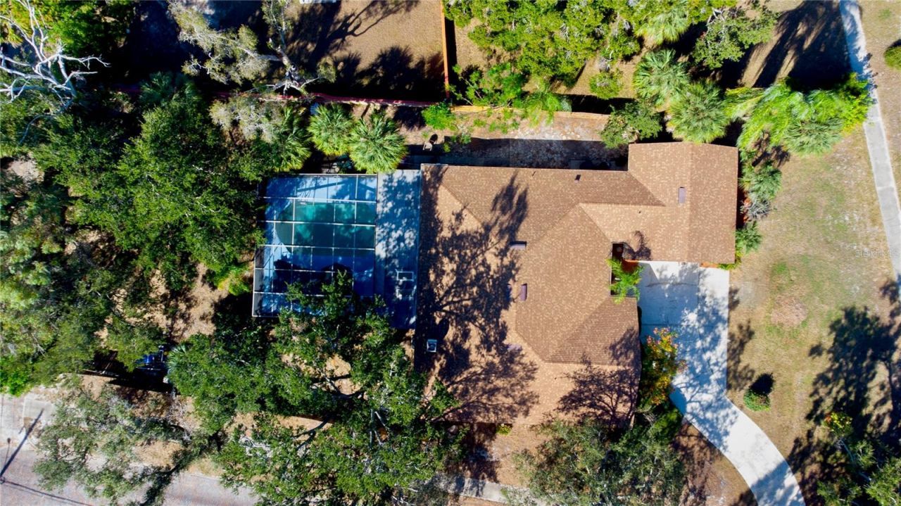 547 Oleander Way S, Saint Petersburg, FL 33707 Photo