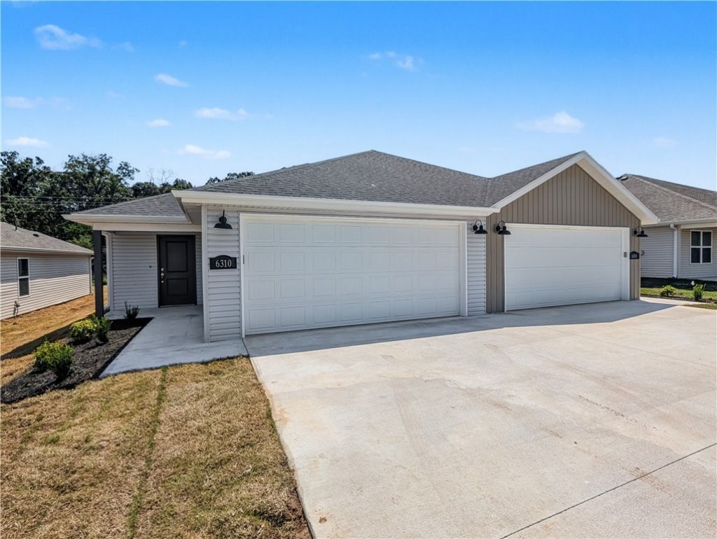 315 & 317 NW 65th Avenue, Bentonville, AR 72713 Main Photo