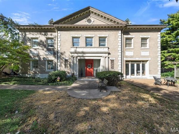 5015 Lindell Boulevard, St Louis, MO 63108