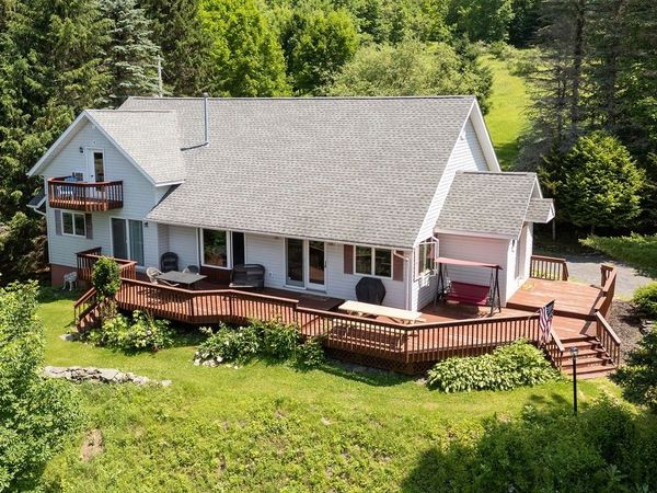 1089 Hog Mountain Road, Fleischmanns, NY 12430