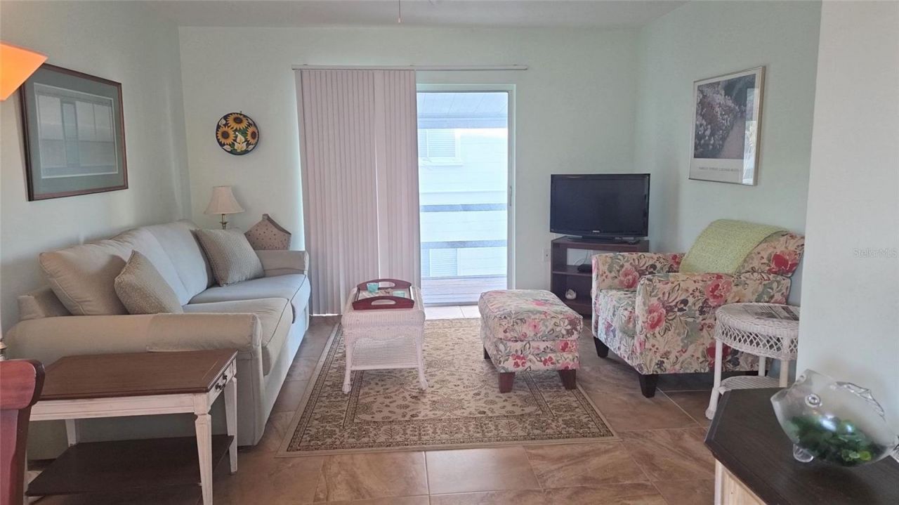 1827 Sunny Dr, Unit E27, Bradenton, FL 34207 Photo