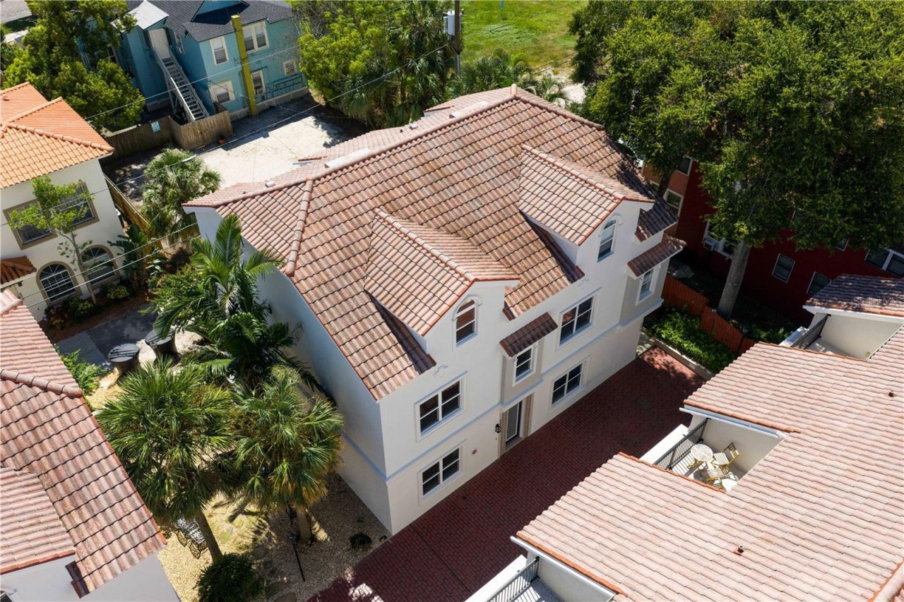 220 7th Avenue N, Unit 220, Saint Petersburg, FL 33701 Photo