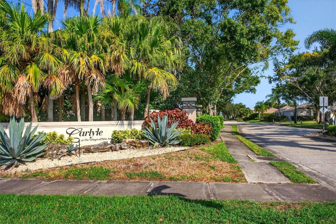 6617 Cheswick Street, Sarasota, FL 34243 Photo