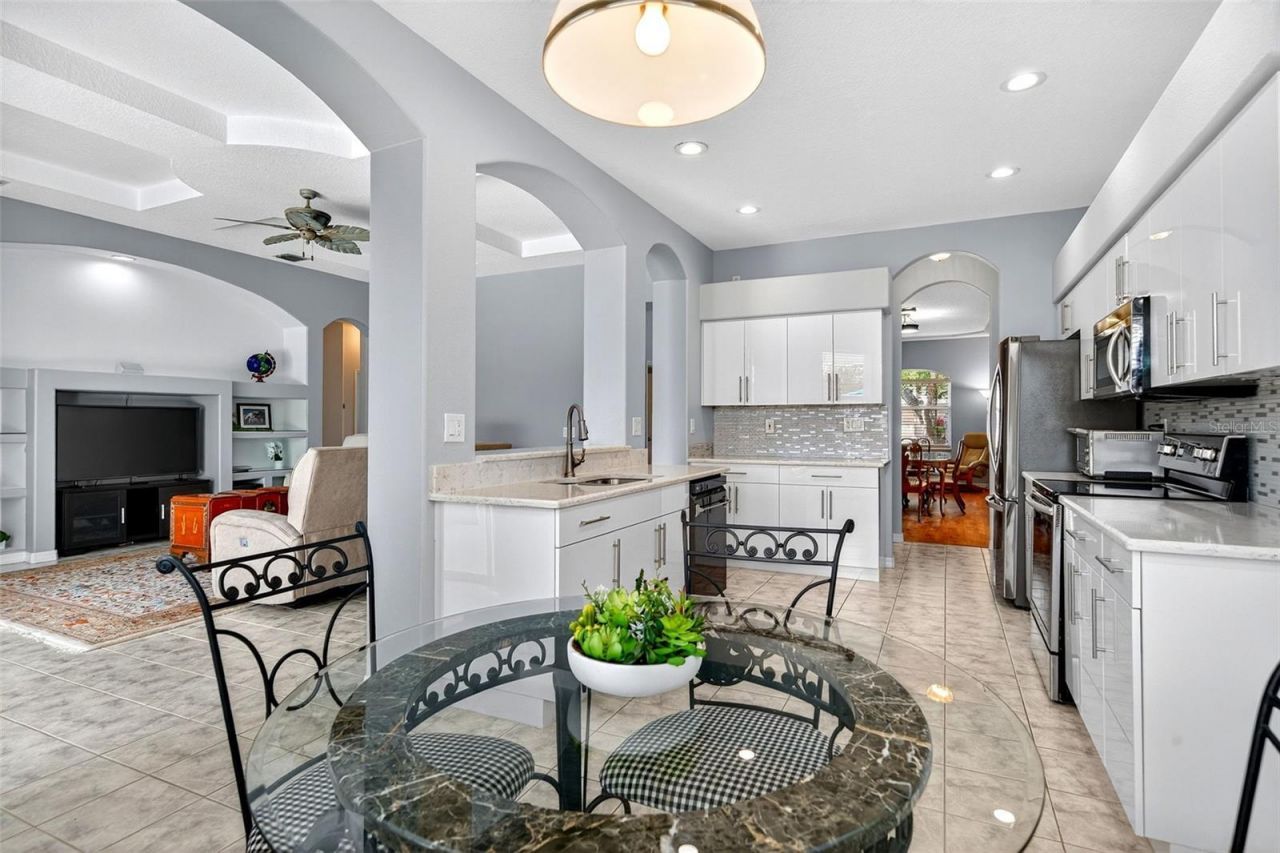 6617 Cheswick Street, Sarasota, FL 34243 Photo