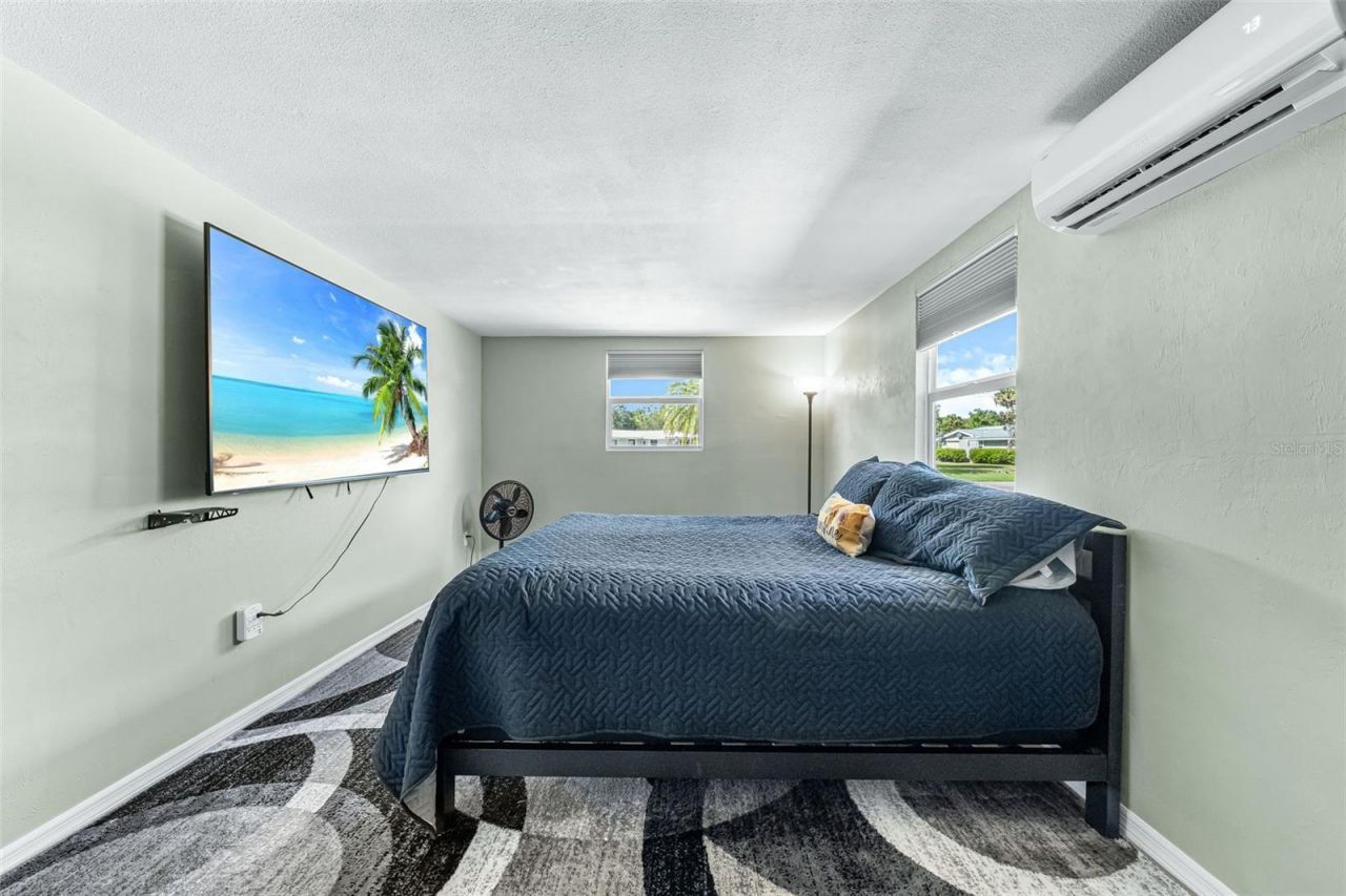 17040 E Lake Drive, North Fort Myers, FL 33917 Photo