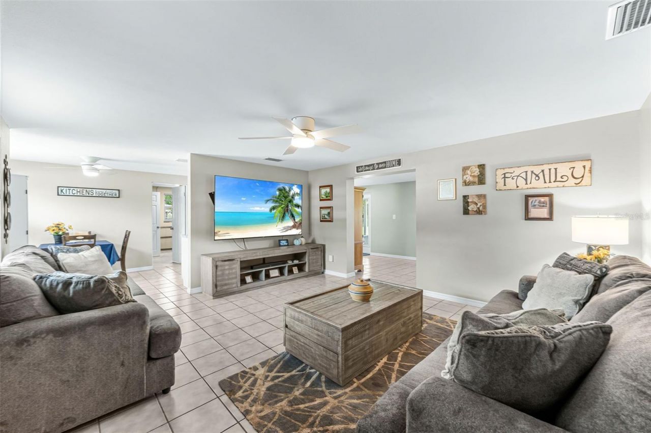 17040 E Lake Drive, North Fort Myers, FL 33917 Photo