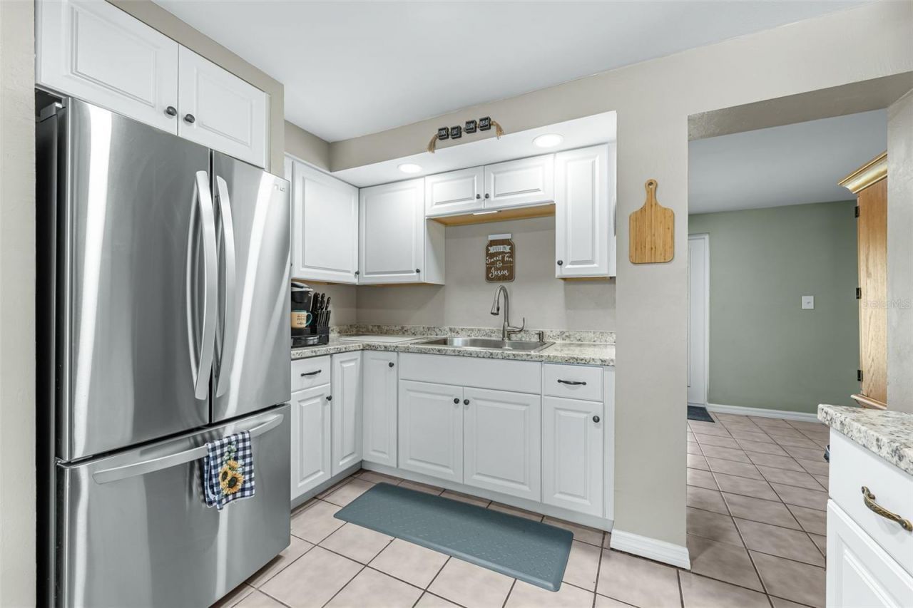 17040 E Lake Drive, North Fort Myers, FL 33917 Photo