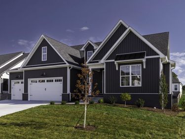 712 Azalea Lane, Versailles, KY 40383