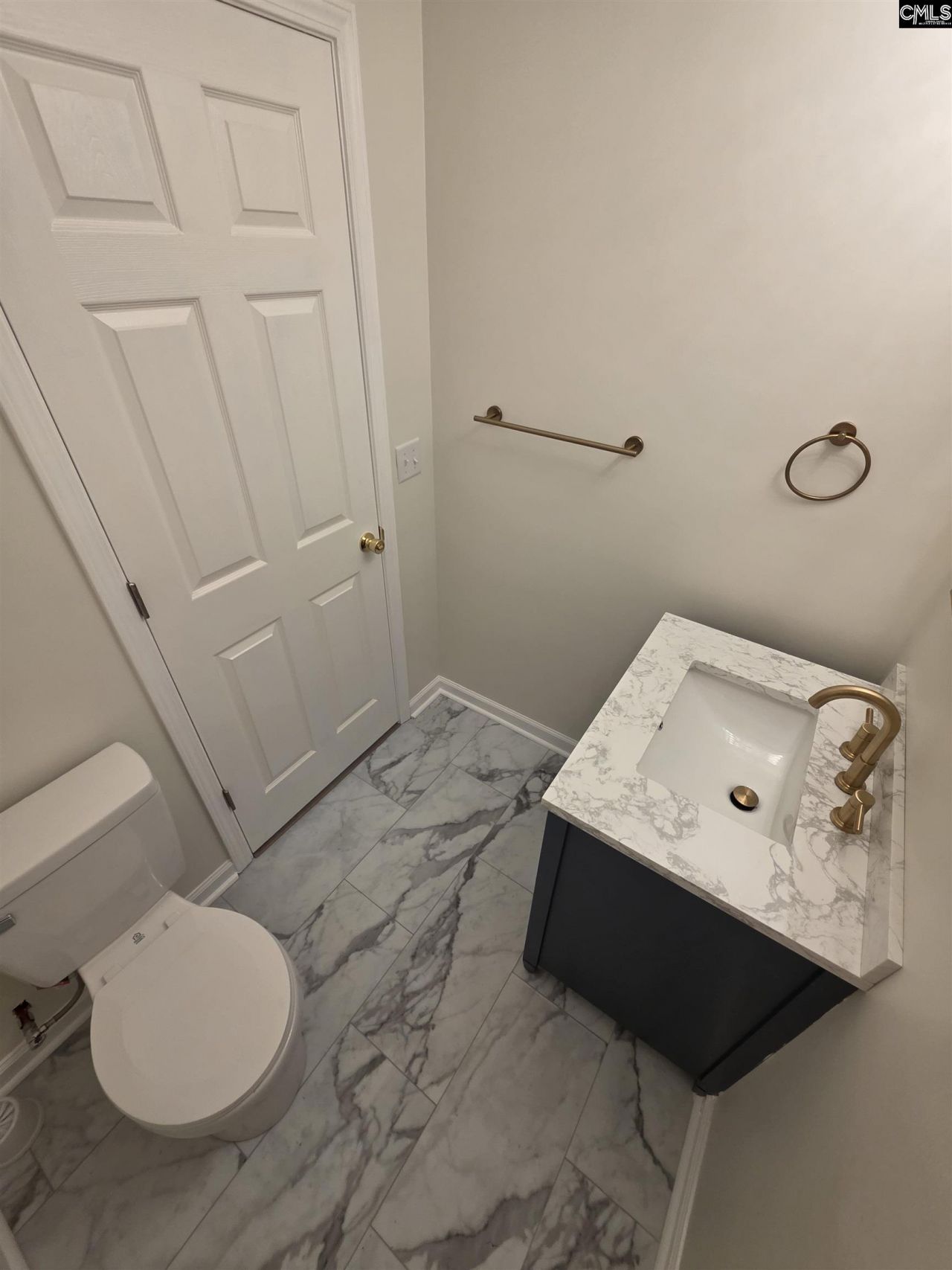 416 Thames Street Photo 26