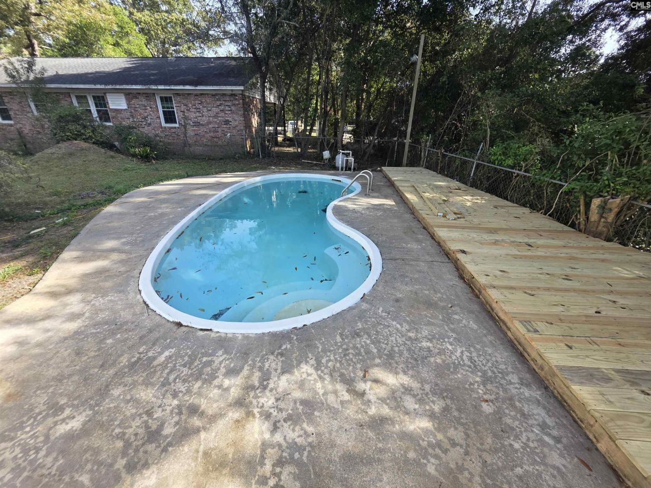 416 Thames Street Photo 35