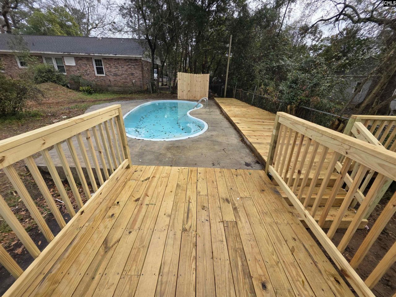 416 Thames Street Photo 37