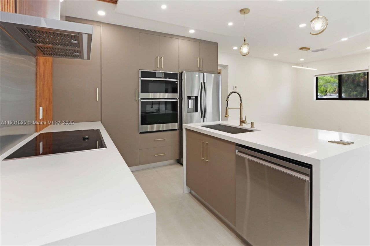 1620 Mckinley St, Hollywood, FL 33020 Photo