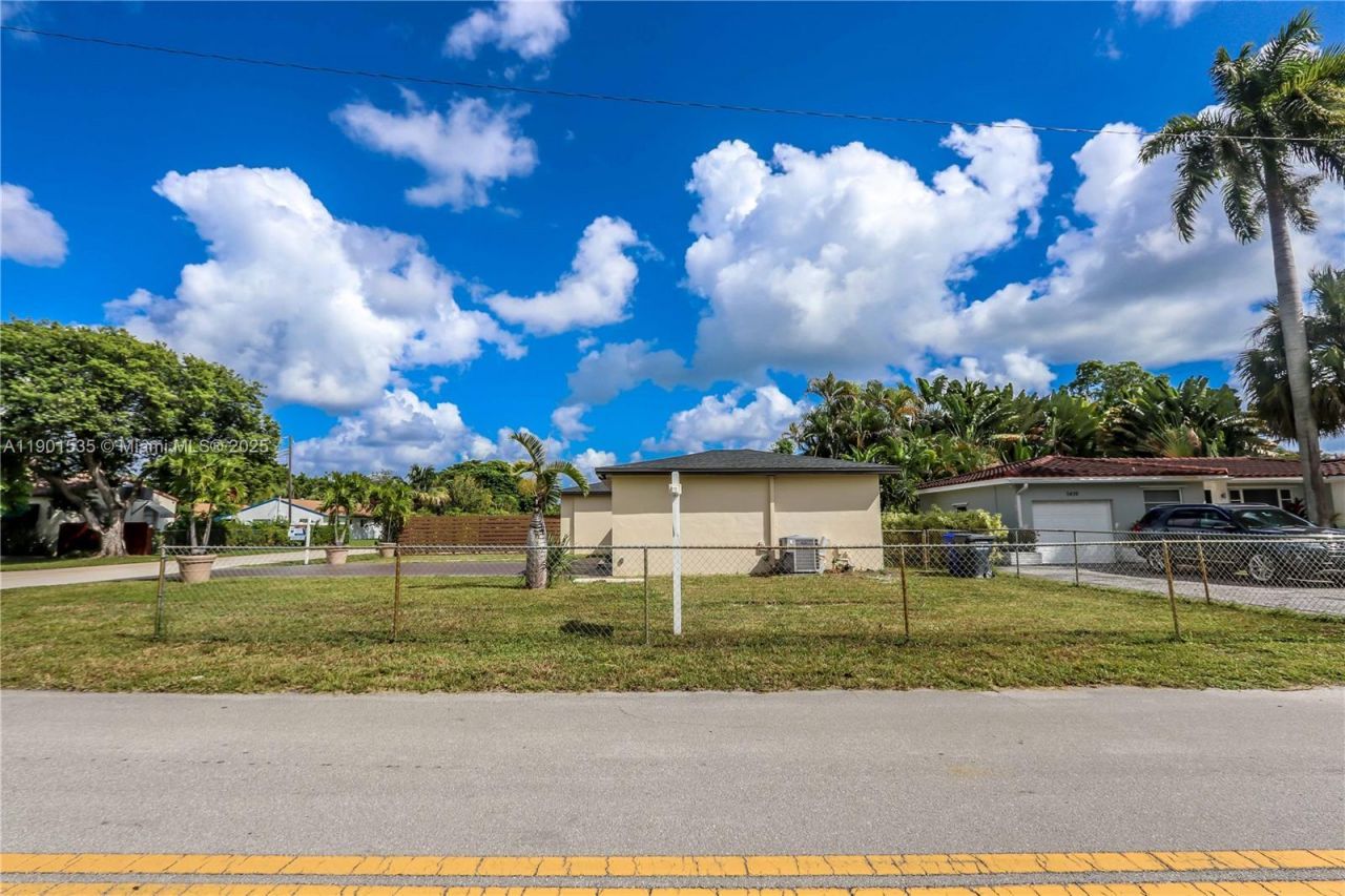 1620 Mckinley St, Hollywood, FL 33020 Photo