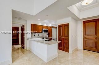 60 Edgewater Dr, Unit LE, Coral Gables, FL 33133 Photo