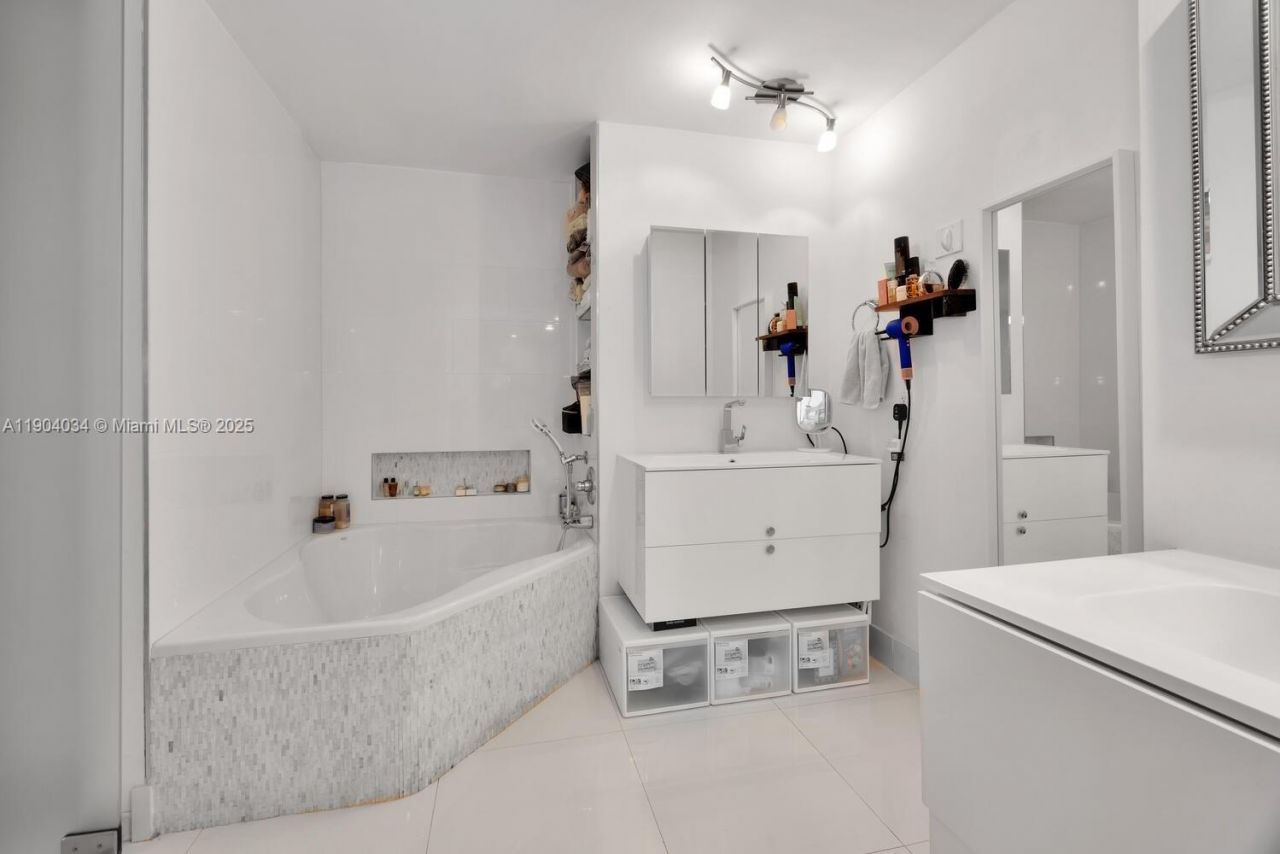 8596 SW 115th Pl, Miami, FL 33173 Photo