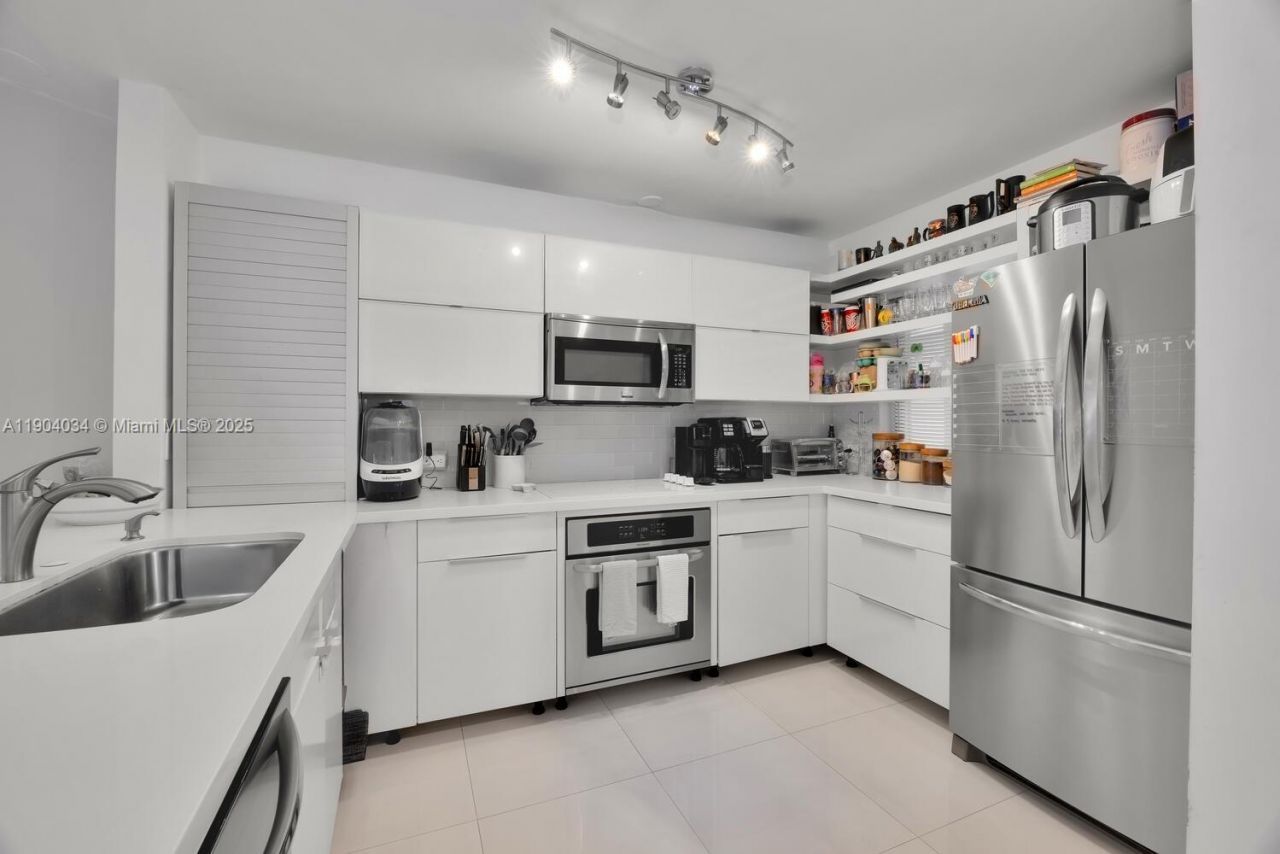 8596 SW 115th Pl, Miami, FL 33173 Photo