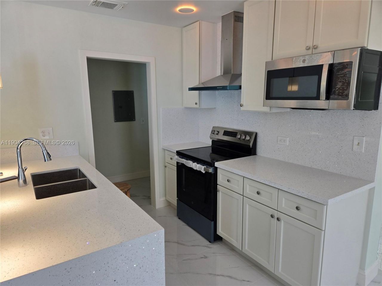 Please Call For Address, Miami, FL 33179 Photo