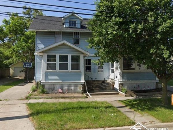 310 E Noble Avenue, Monroe, MI 48162