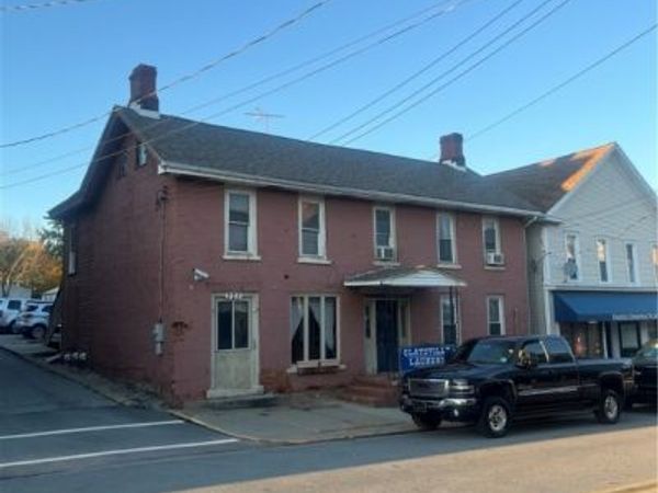 225 Main St, Claysville, PA 15323